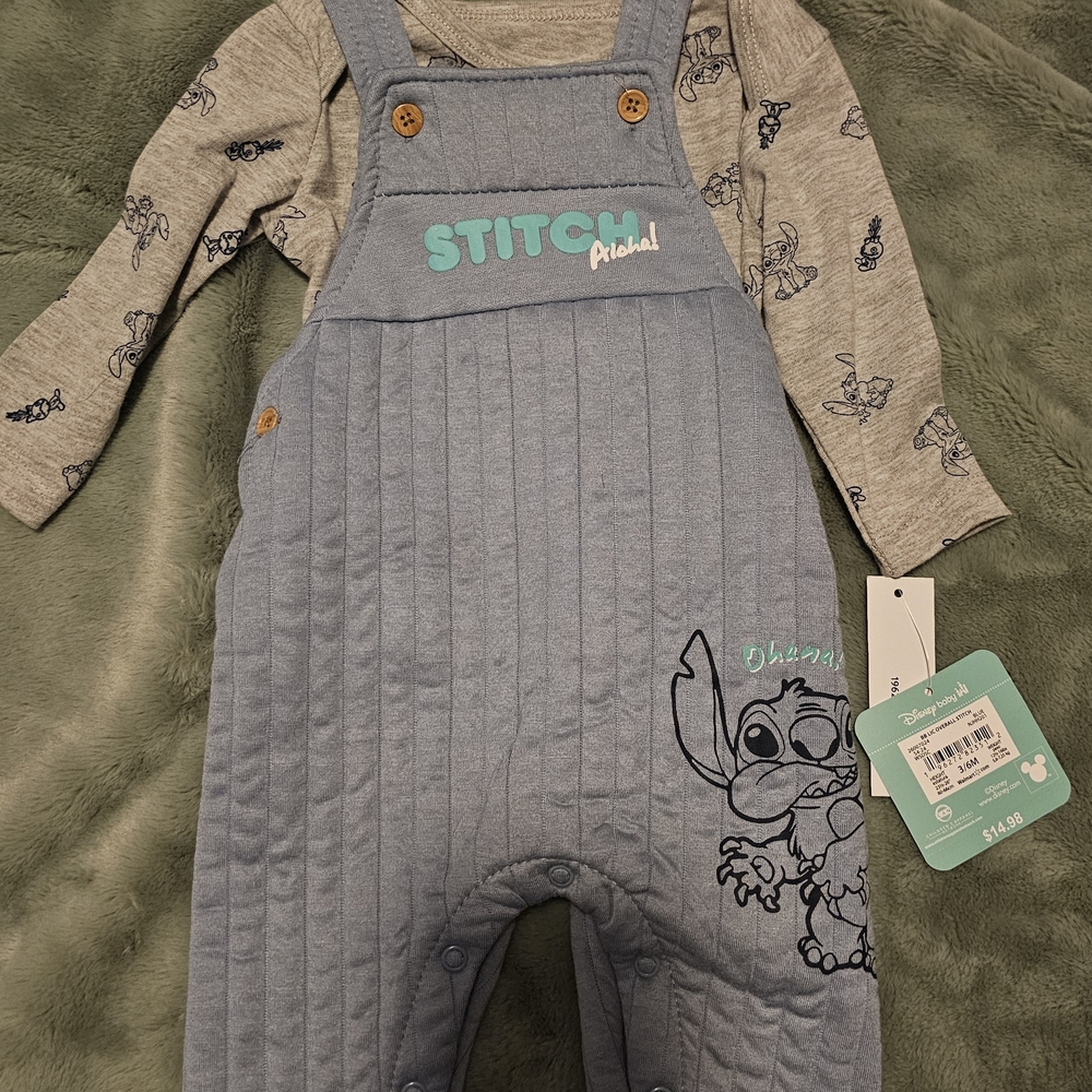 2 Disney Outfit Sets 3-6mo